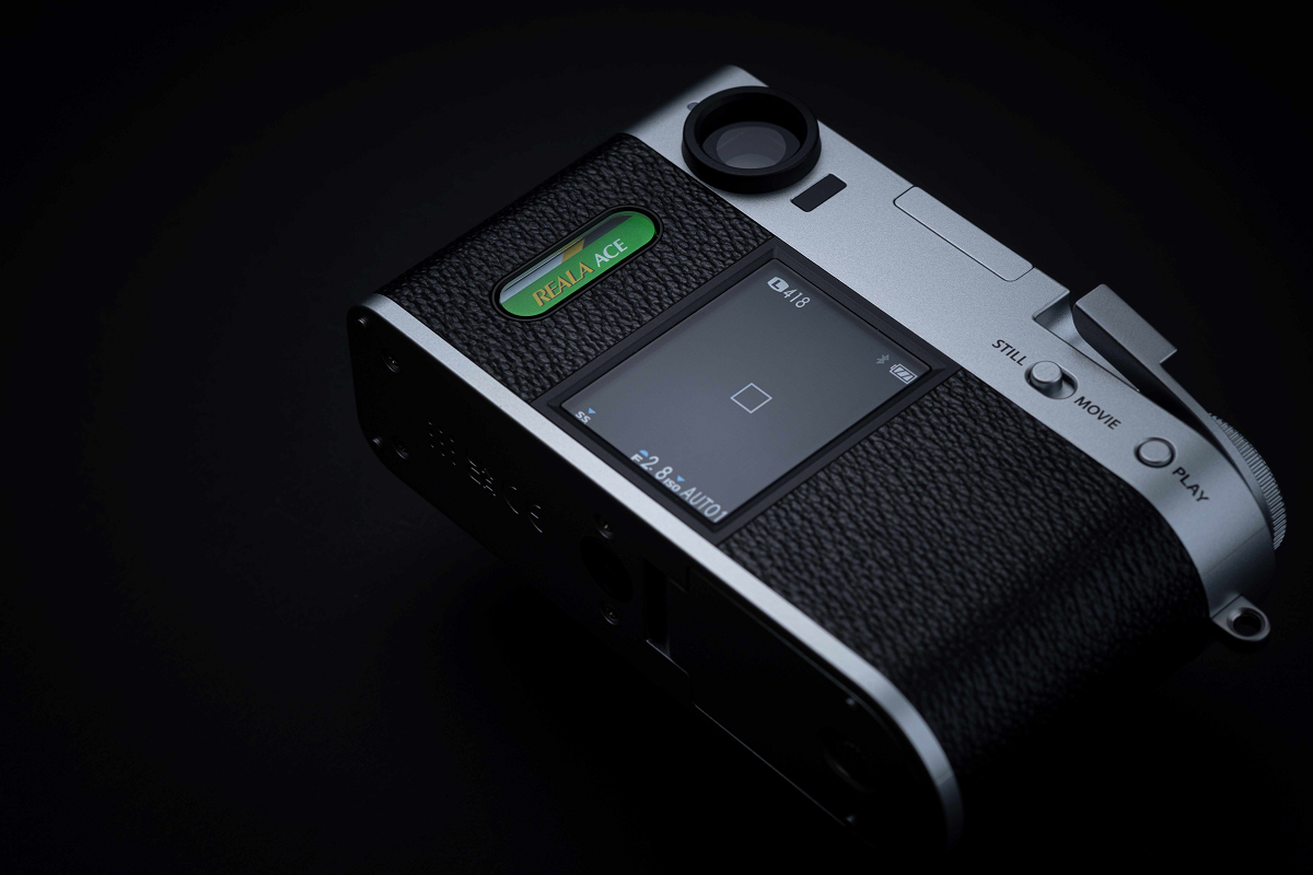 electromarket_fujifilm_half_camara_31472_26222458.png (1200×800)